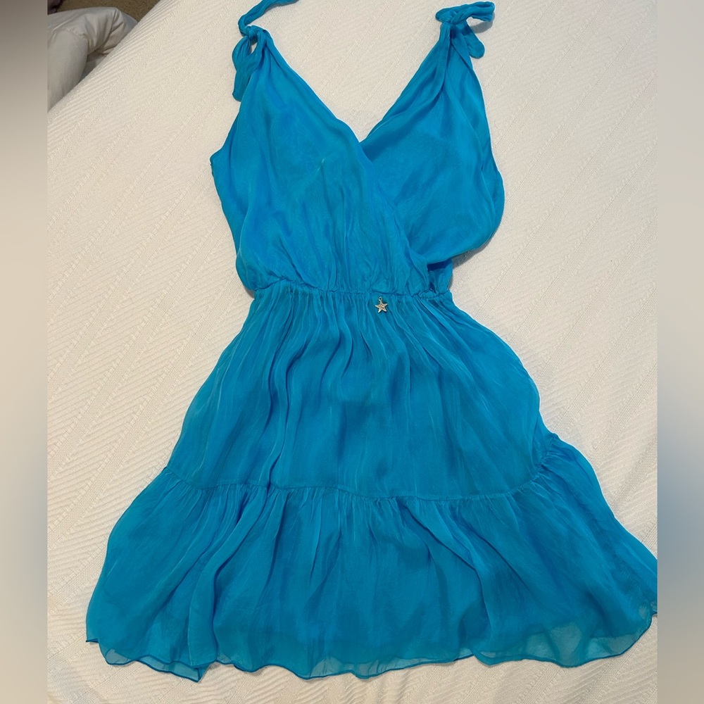 Souvenir little azure dress. Very cute!